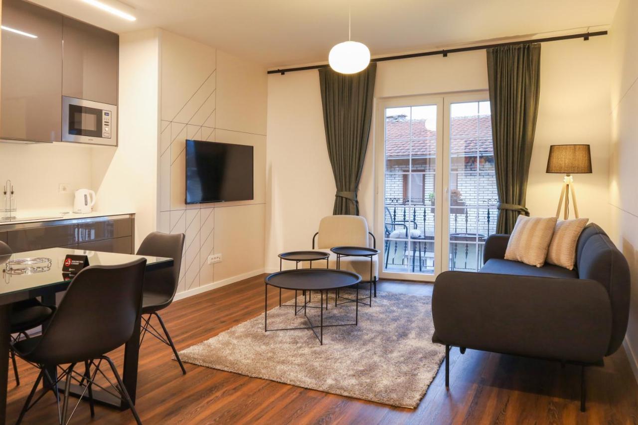 Benelux Hotel Peje Ngoại thất bức ảnh